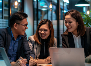 experts-rating-video-bg